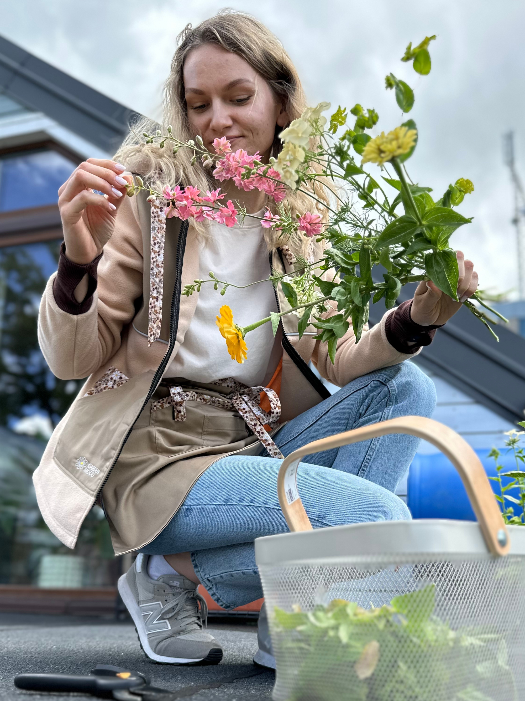 Sodo džemperis (smėlinis)