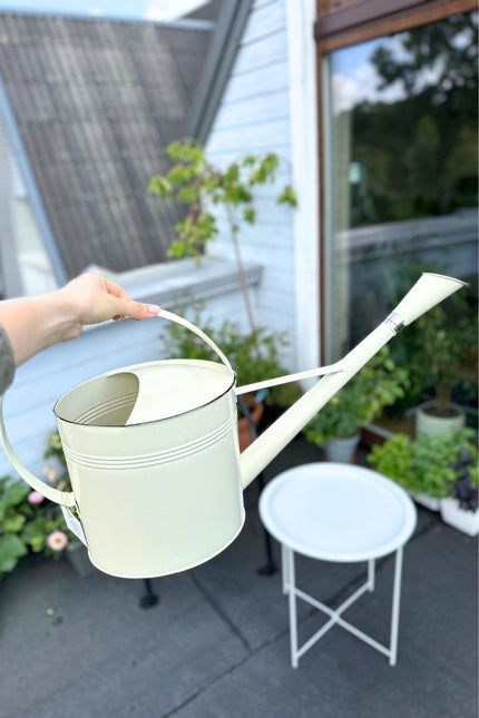 Laistytuvas (metalinis, 7,7 l)