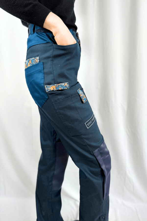 Work pants with floral details