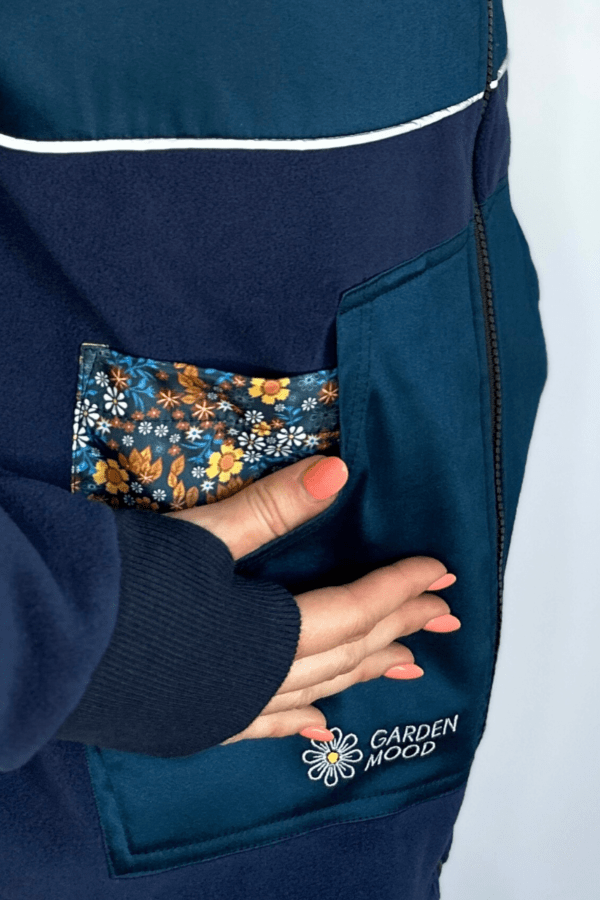 Gardeners' softest fleece jumper with pockets and large hood