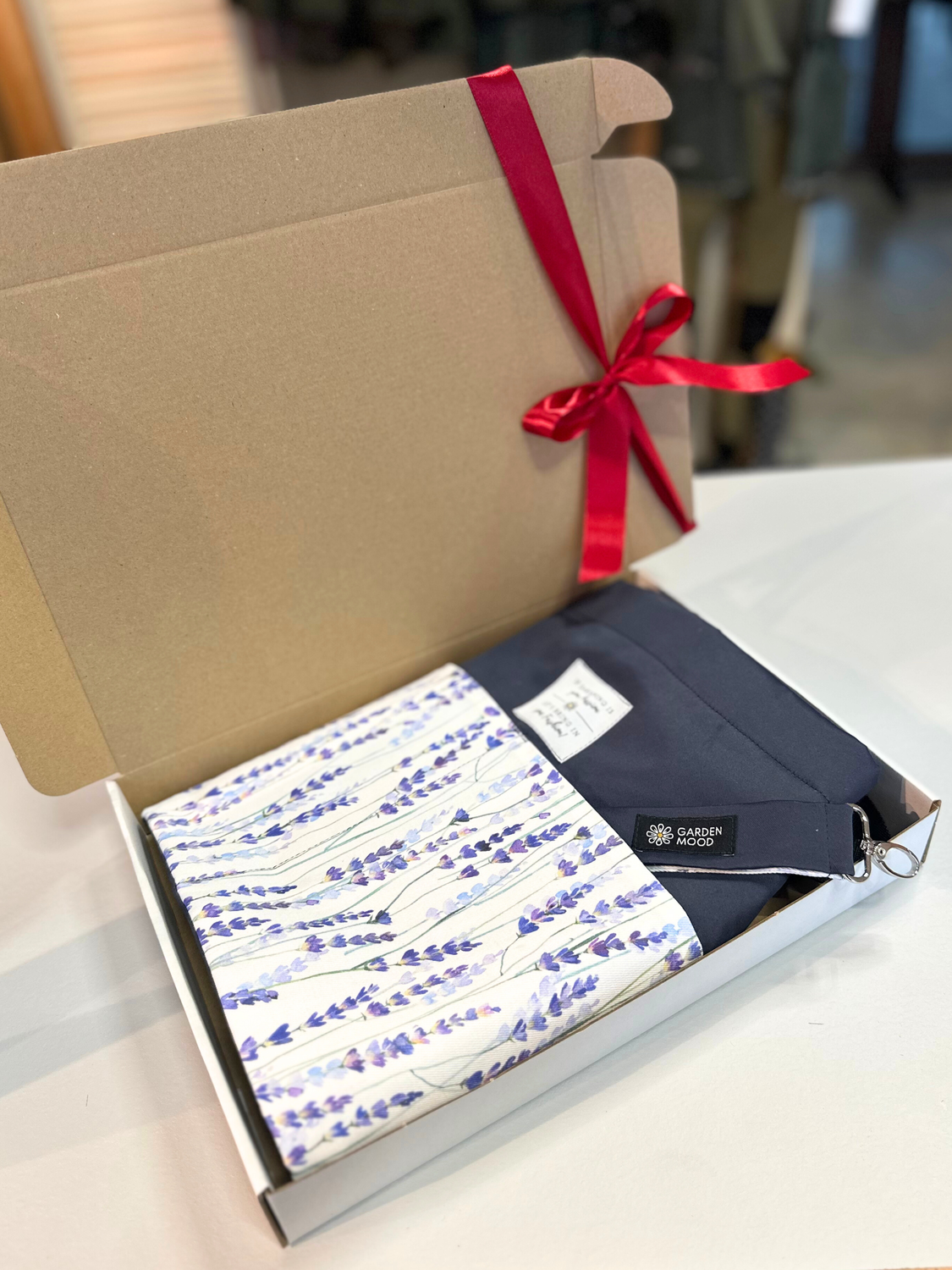 Rinkinys "Levanda" (prijuostė ir raktų pakabukas)