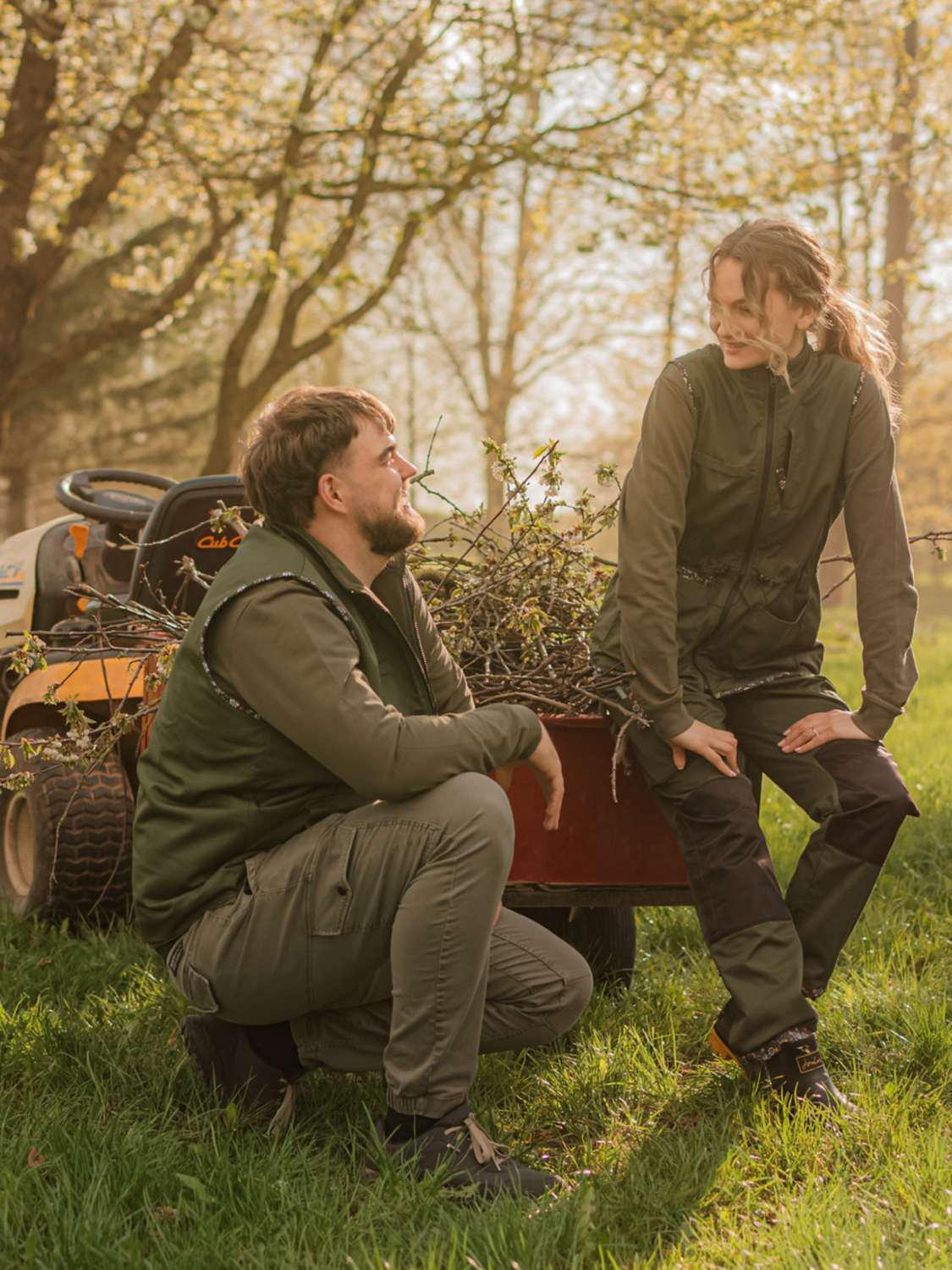 Komplektas "Šeimyna" (vyriška ir moteriška liemenės)